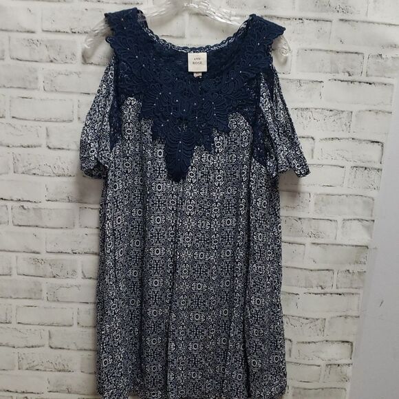 Knox rose top - Picture 1 of 5